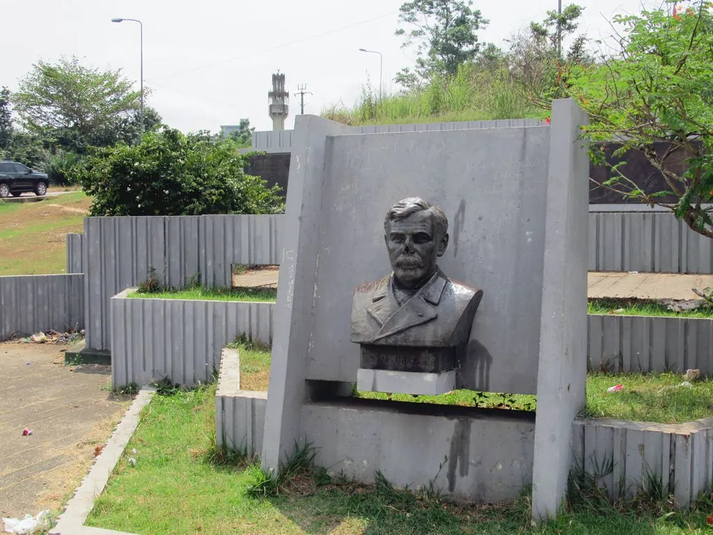 The monument to explorer Savorgnan de Brazza on a hillside in Franceville